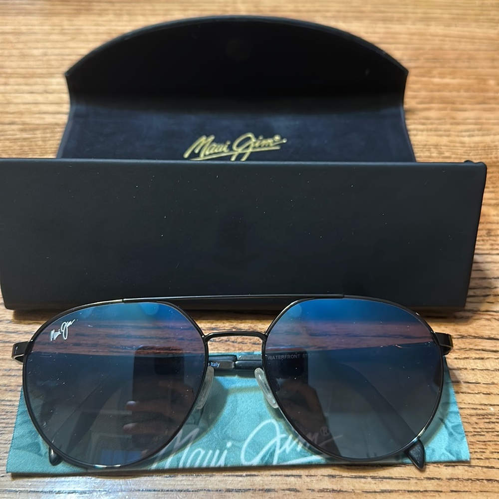 Women’s Maui Jim Waterfront sunglasses
